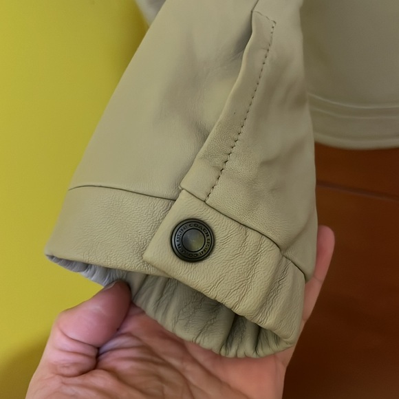 Coach tan ecru leather jacket - Picture 5 of 9